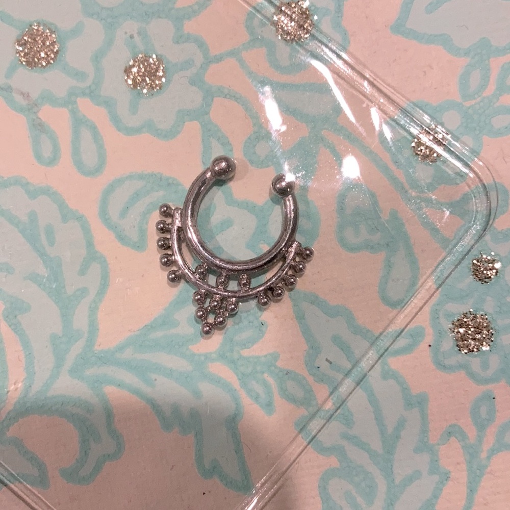 FAUX SEPTUM RINGS - Picture 9 of 9